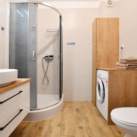 Апартаменти Navigator-rezydencja Portowa 14 *