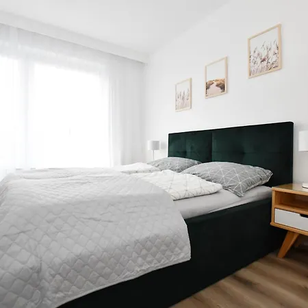 Апартаменти Navigator-rezydencja Portowa 14 *