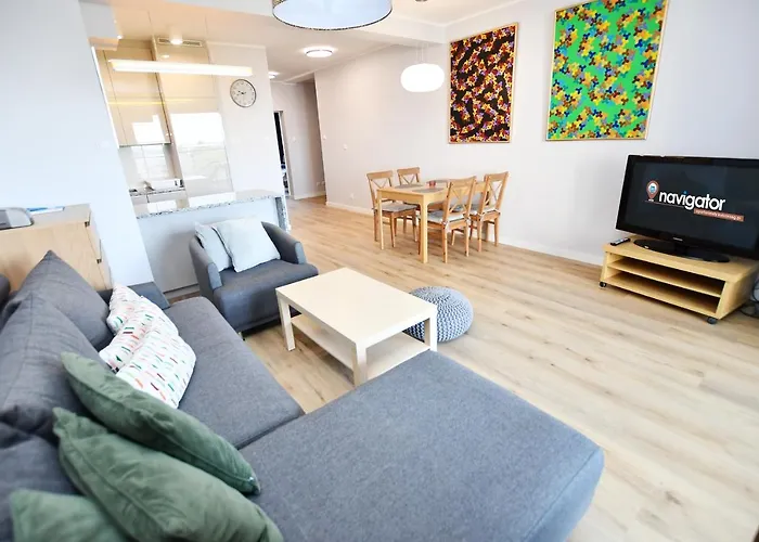 Navigator-rezydencja Portowa 14 *